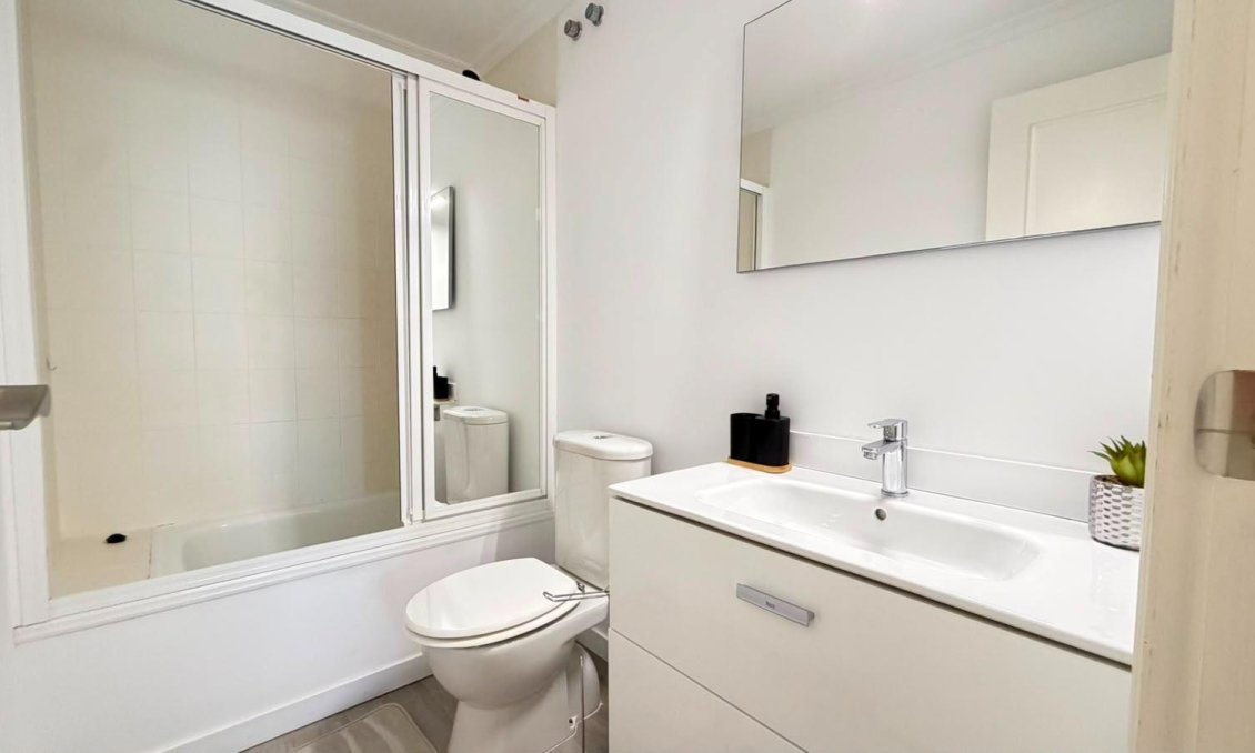 Használt Ingatlanok - Apartman -
Torrevieja - Centrum - Muelle Pesquero