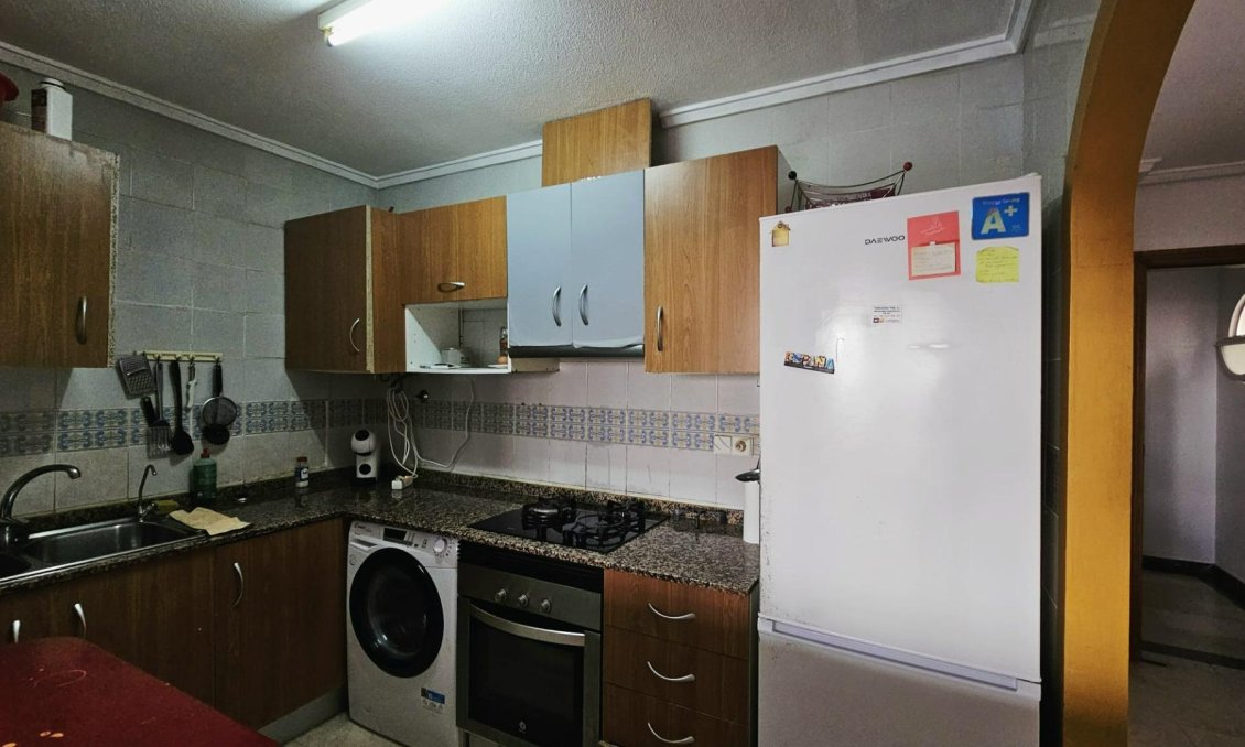 Resale - Apartment -
Torrevieja - Playa de los Locos