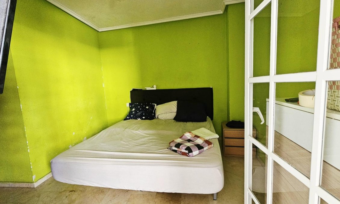 Resale - Apartment -
Torrevieja - Playa de los Locos