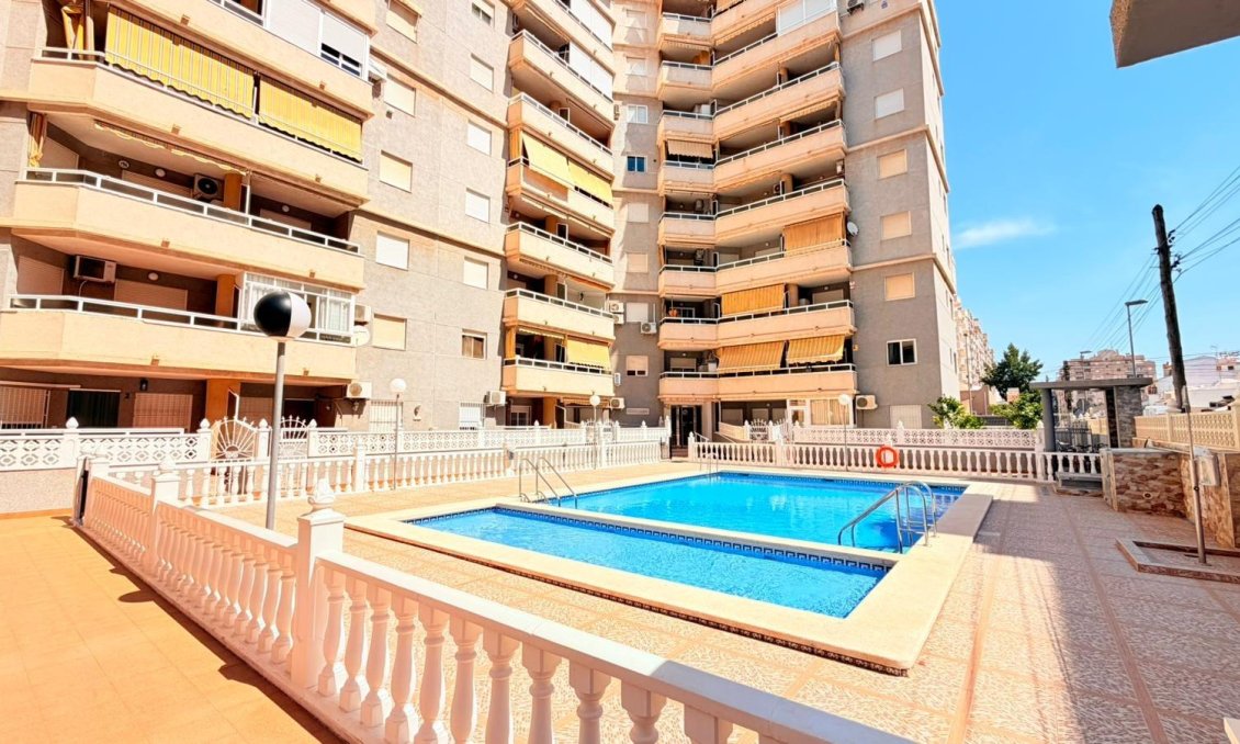 Használt Ingatlanok - Apartman -
Torrevieja - Nueva Torrevieja