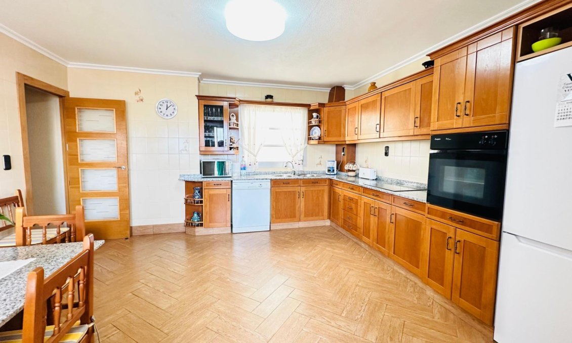 Használt Ingatlanok - Apartman -
Torrevieja - Centrum