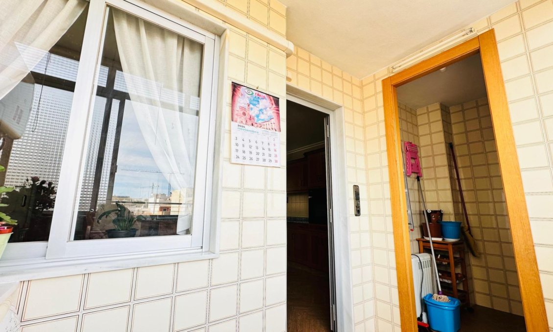 Használt Ingatlanok - Apartman -
Torrevieja - Centrum