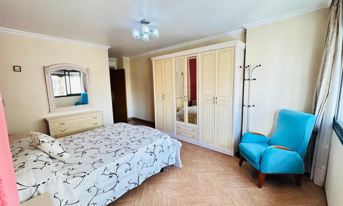 Használt Ingatlanok - Apartman -
Torrevieja - Centrum