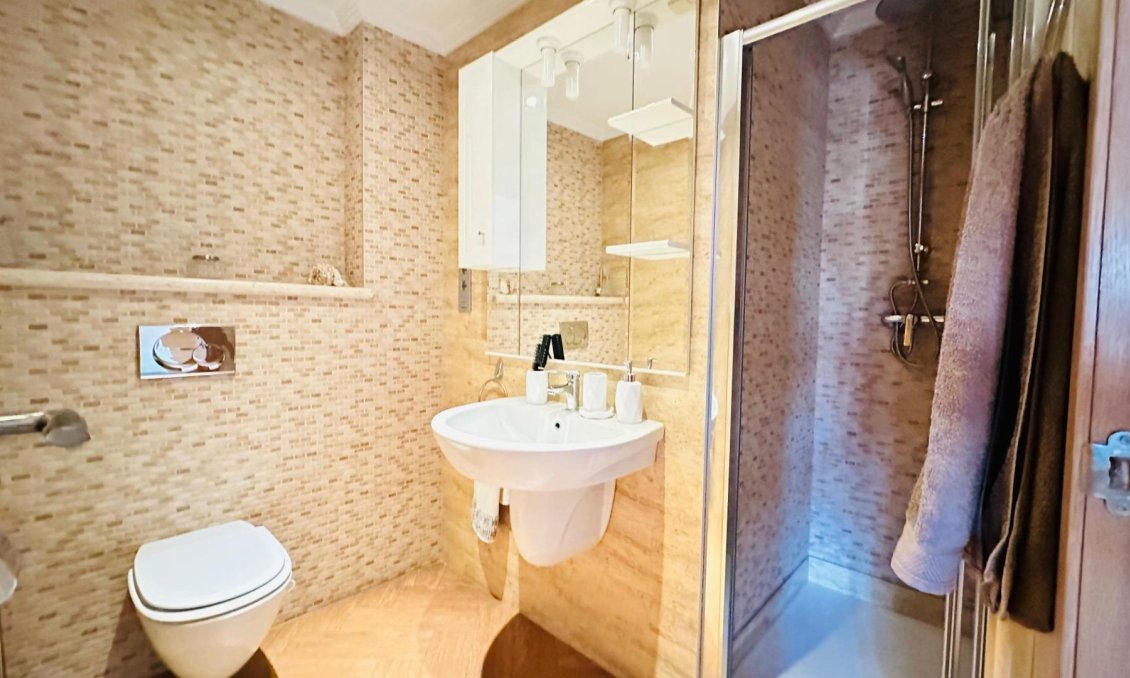 Használt Ingatlanok - Apartman -
Torrevieja - Centrum