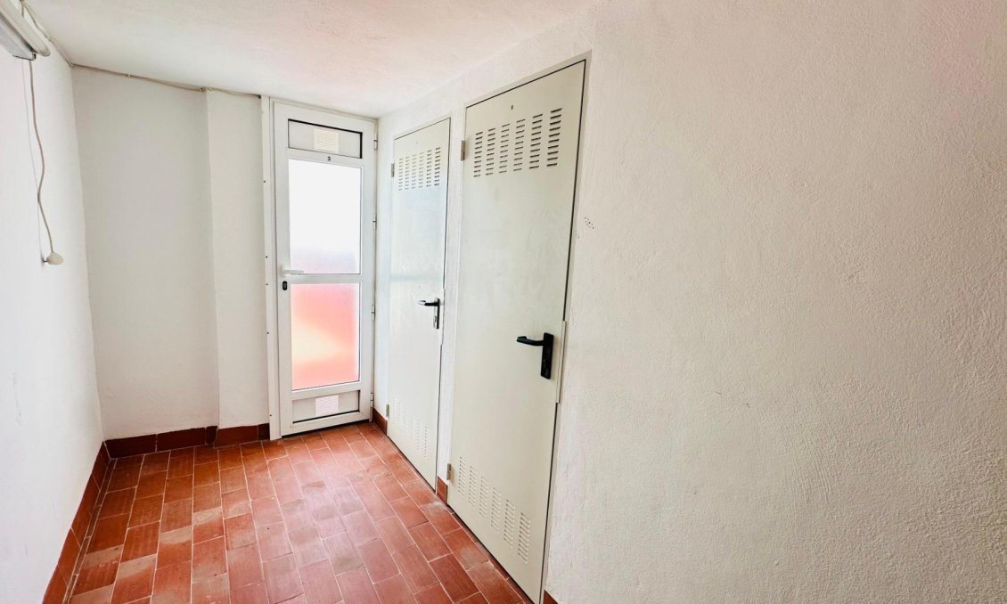 Használt Ingatlanok - Apartman -
Torrevieja - Centrum