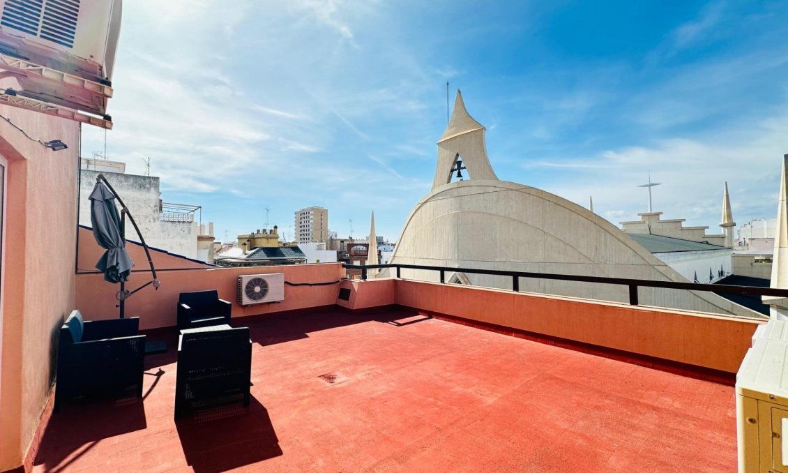 Használt Ingatlanok - Apartman -
Torrevieja - Centrum