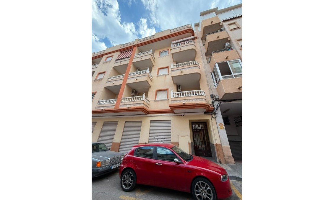 Revente - Appartement -
Torrevieja - Estacion De Autobuses