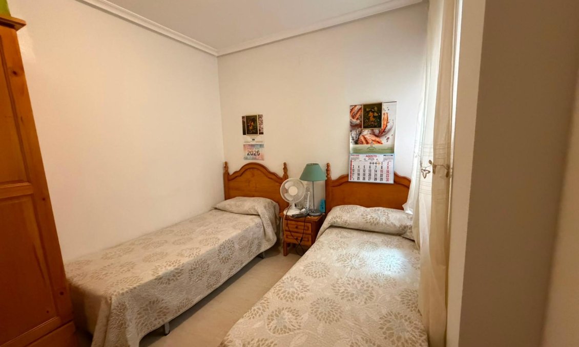 Revente - Appartement -
Torrevieja - Estacion De Autobuses