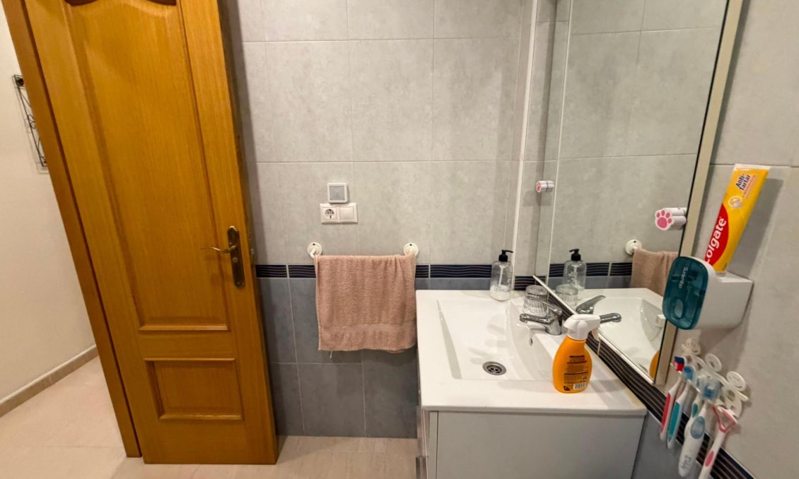 Revente - Appartement -
Torrevieja - Estacion De Autobuses