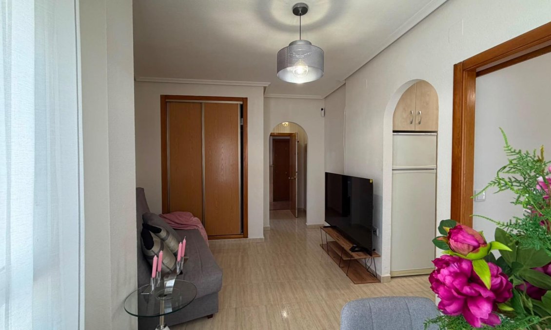 Revente - Appartement -
Torrevieja - Estacion De Autobuses
