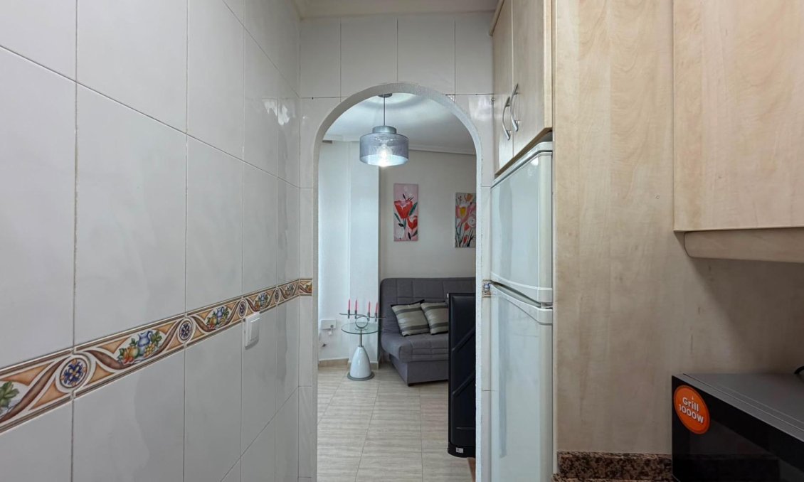Revente - Appartement -
Torrevieja - Estacion De Autobuses