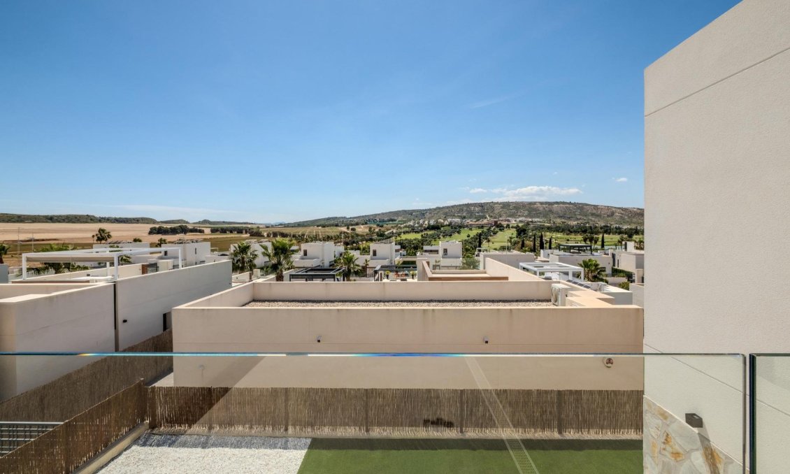 Obra nueva - Villa -
Algorfa - La Finca Golf