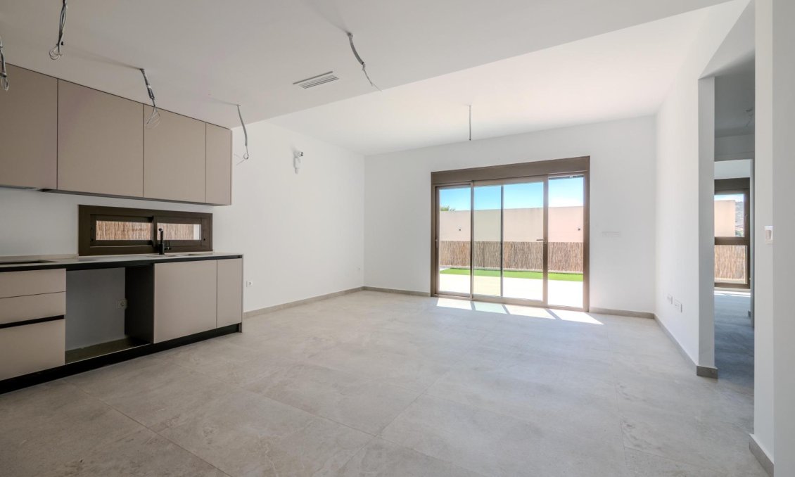 Obra nueva - Villa -
Algorfa - La Finca Golf