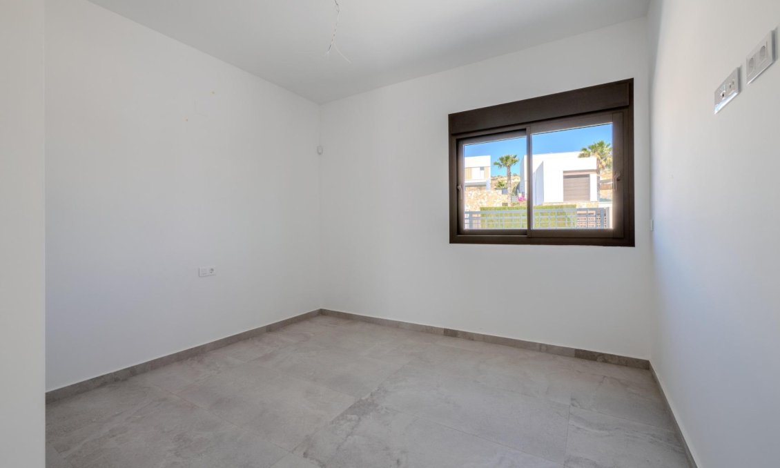 Obra nueva - Villa -
Algorfa - La Finca Golf