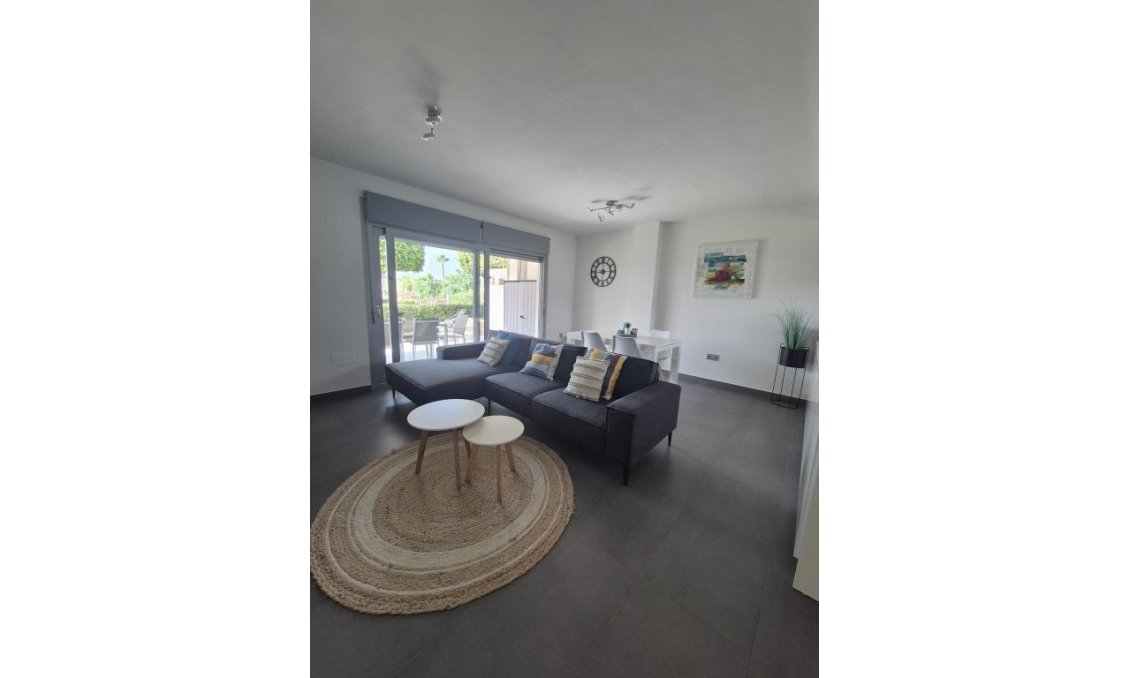 Segunda mano - Bungalow -
Vistabella Golf Entre Naranjos - Inland