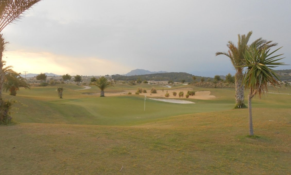 Segunda mano - Bungalow -
Vistabella Golf Entre Naranjos - Inland