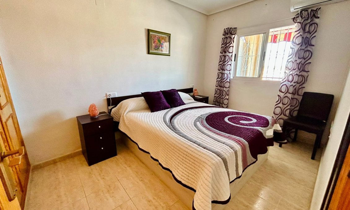 Segunda mano - Apartamento -
La Mata - Costa Blanca