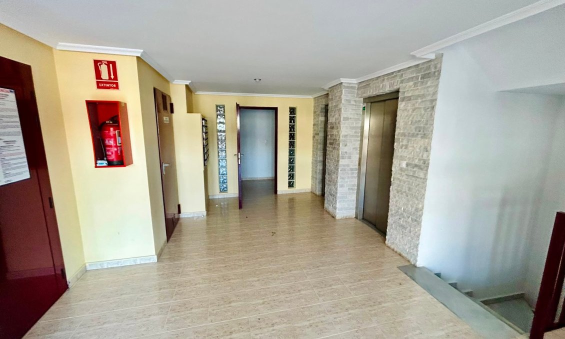 Segunda mano - Apartamento -
La Mata - Costa Blanca