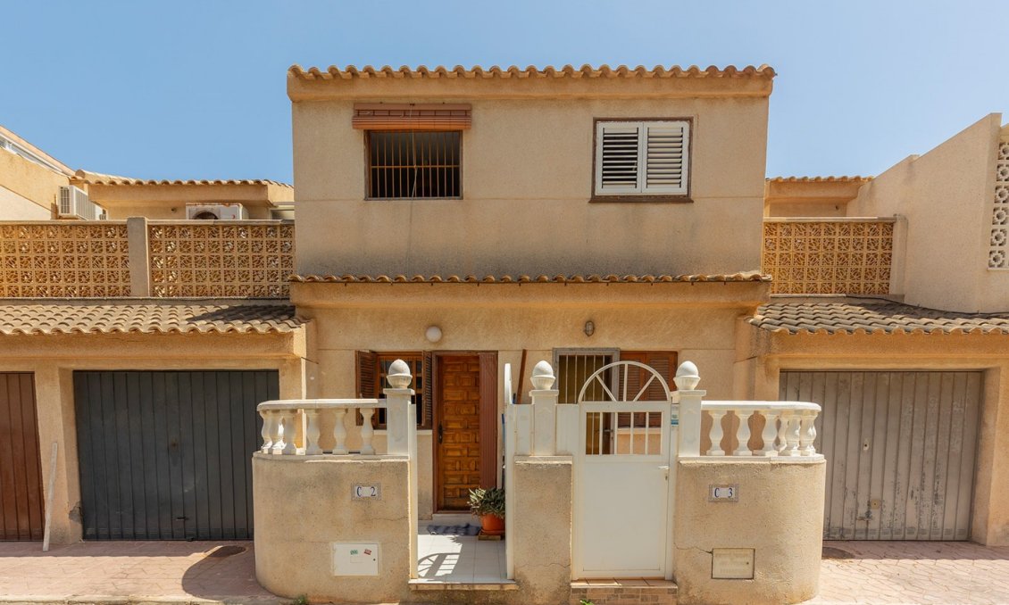Segunda mano - Adosado -
La Mata - Costa Blanca