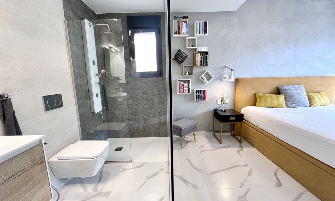 Segunda mano - Apartamento -
San Miguel de Salinas - Inland
