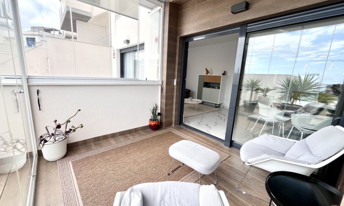 Segunda mano - Apartamento -
San Miguel de Salinas - Inland