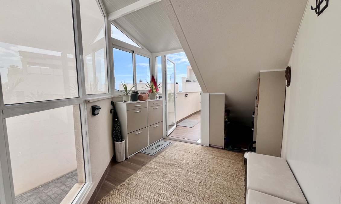 Segunda mano - Apartamento -
San Miguel de Salinas - Inland