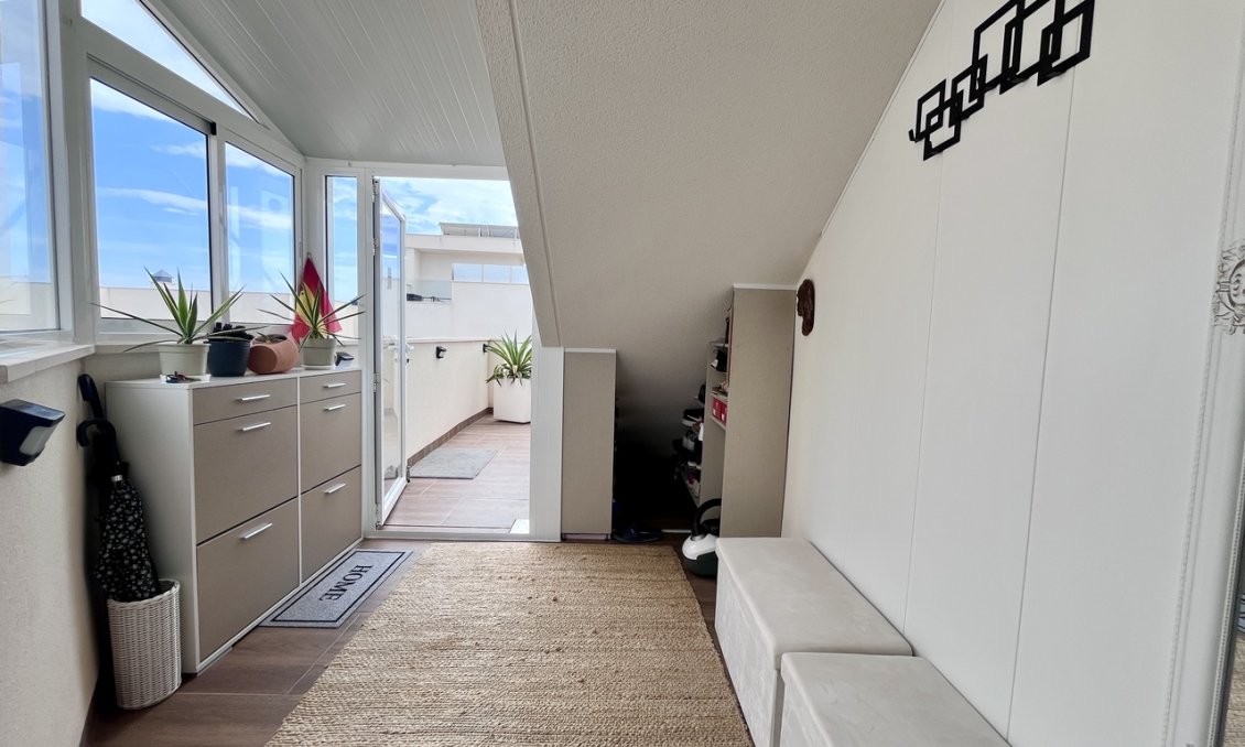 Segunda mano - Apartamento -
San Miguel de Salinas - Inland