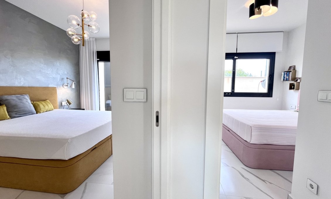 Segunda mano - Apartamento -
San Miguel de Salinas - Inland