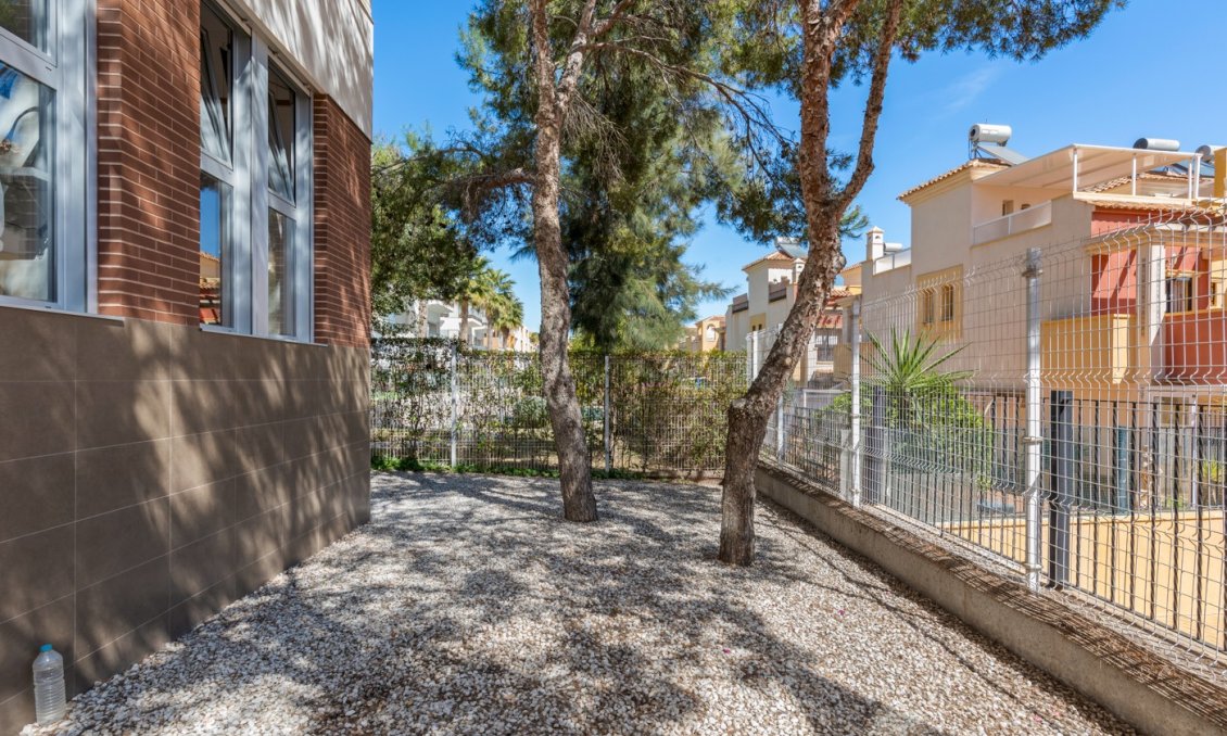 Segunda mano - Apartamento -
Orihuela Costa - Costa Blanca