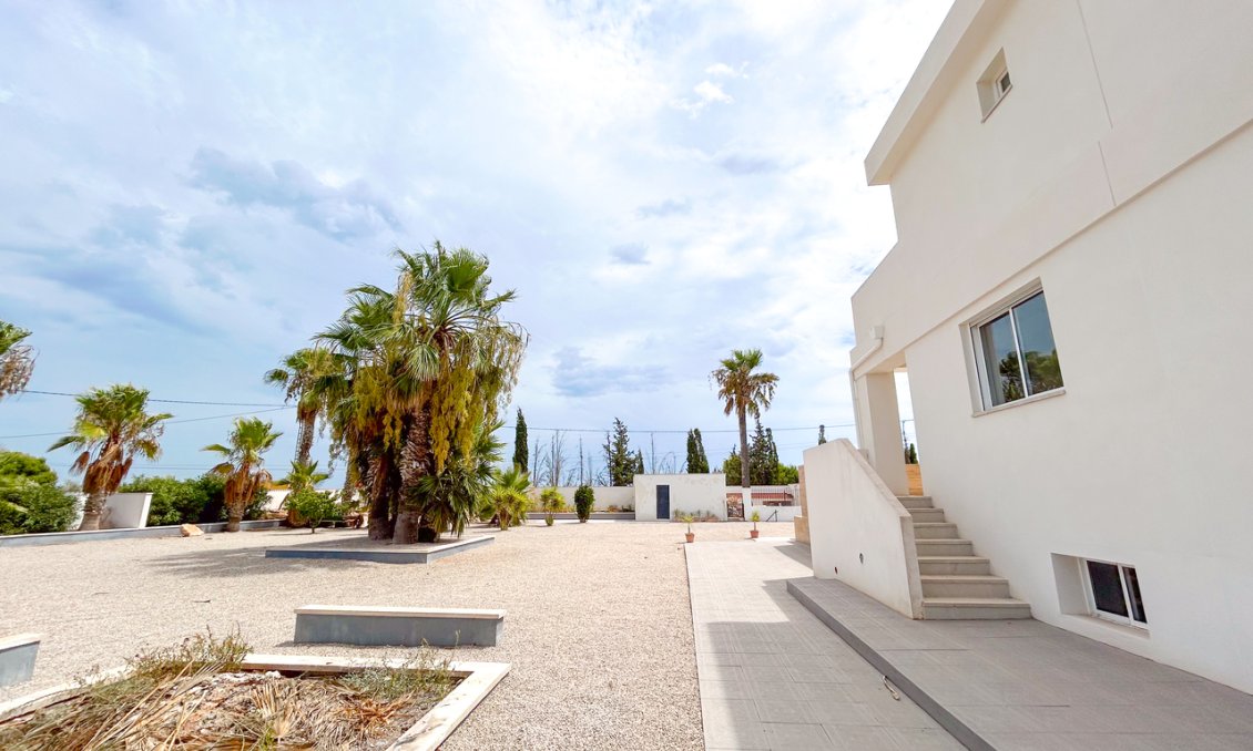 Segunda mano - Villa -
Los Montesinos - Costa Blanca