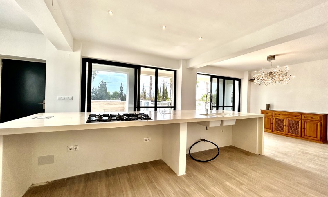 Segunda mano - Villa -
Los Montesinos - Costa Blanca