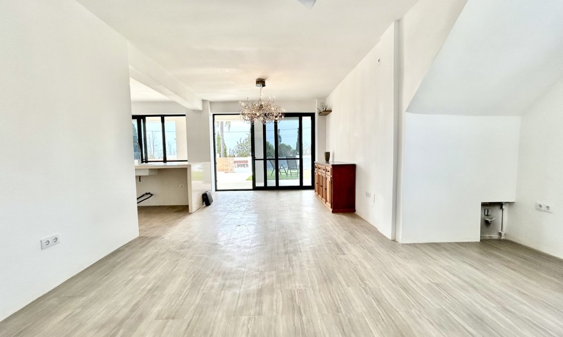 Segunda mano - Villa -
Los Montesinos - Costa Blanca