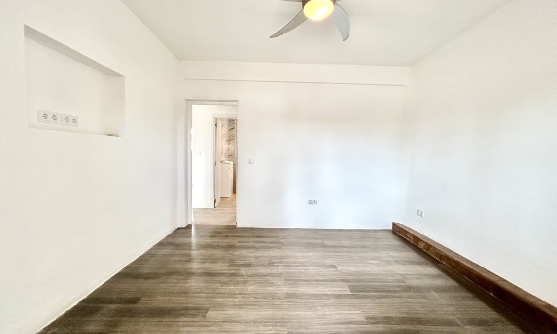 Segunda mano - Villa -
Los Montesinos - Costa Blanca
