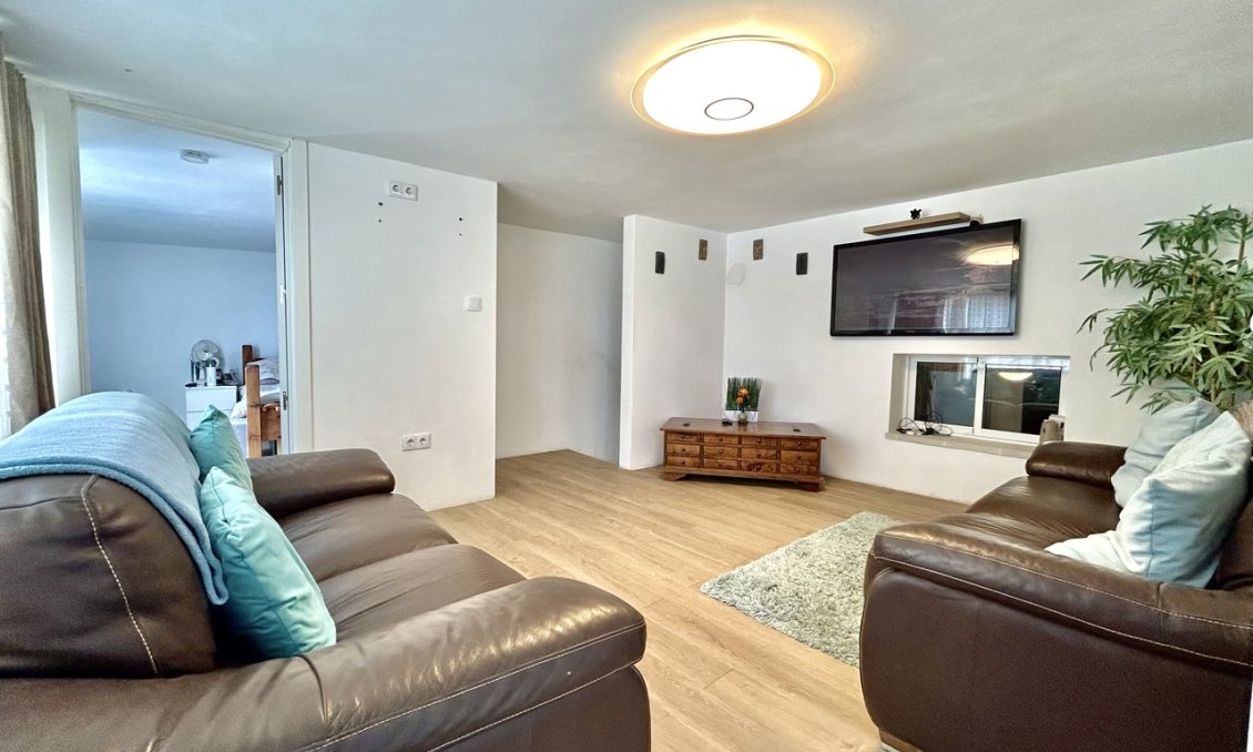 Segunda mano - Villa -
Los Montesinos - Costa Blanca