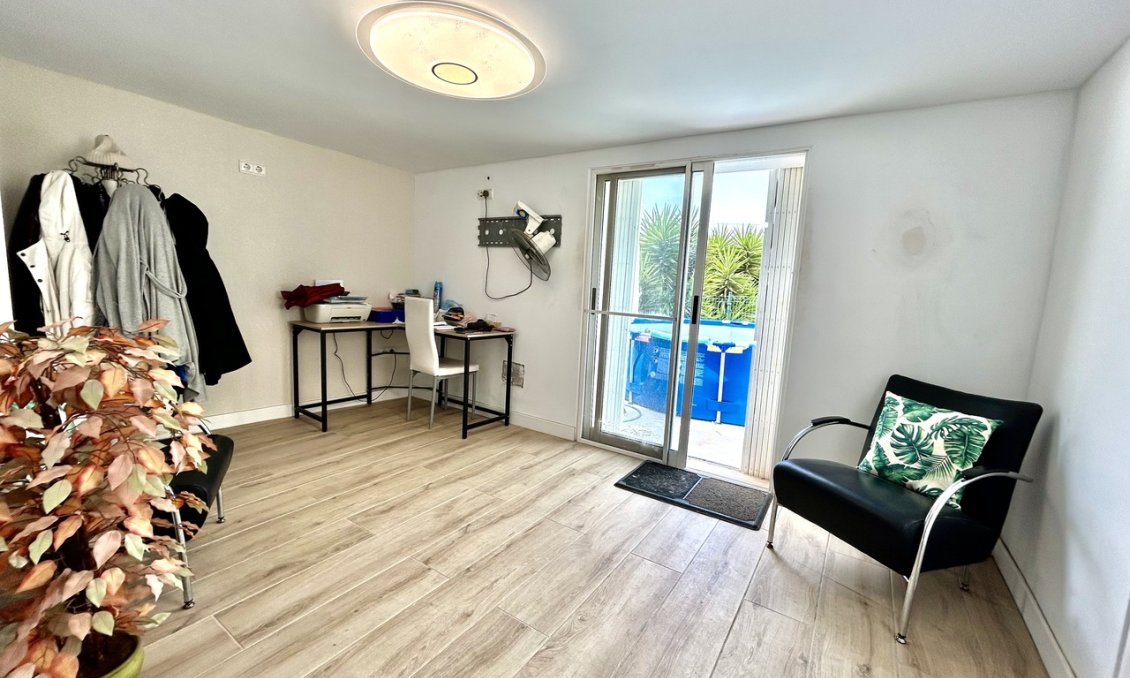 Segunda mano - Villa -
Los Montesinos - Costa Blanca