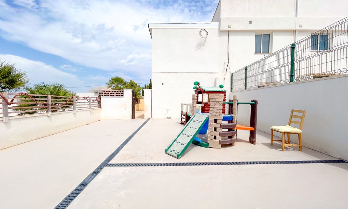 Segunda mano - Villa -
Los Montesinos - Costa Blanca