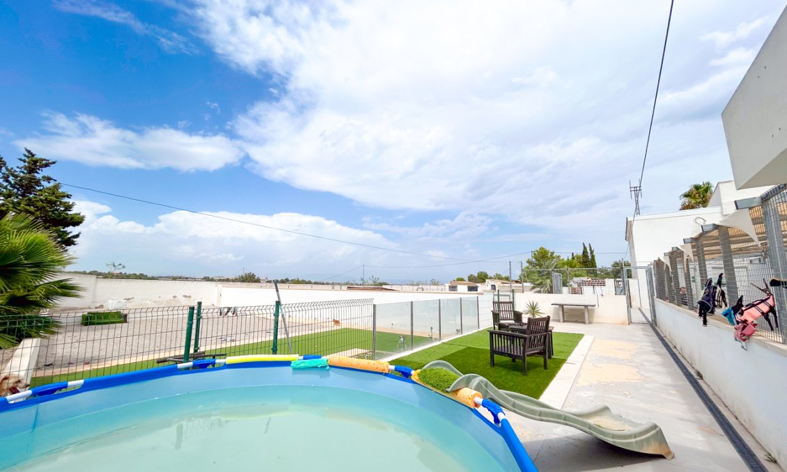 Segunda mano - Villa -
Los Montesinos - Costa Blanca