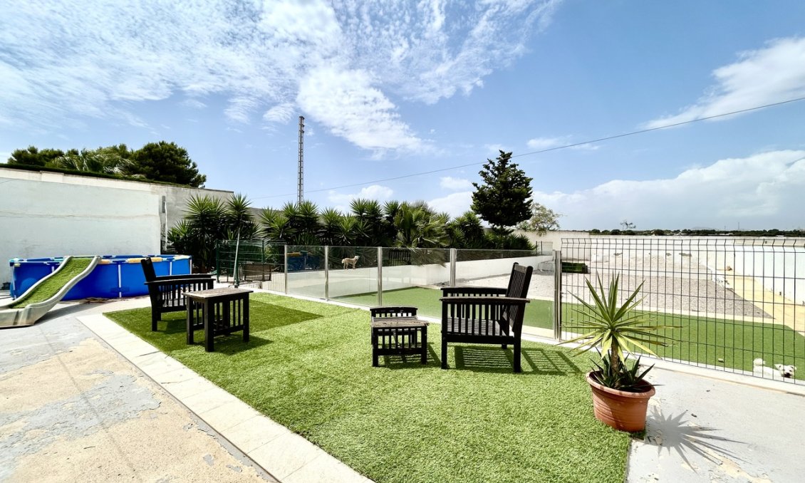 Segunda mano - Villa -
Los Montesinos - Costa Blanca