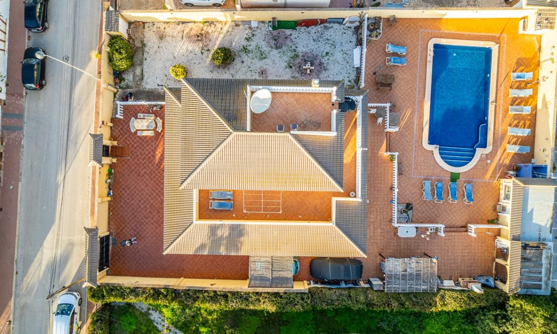 Segunda mano - Villa -
Torrevieja - Costa Blanca