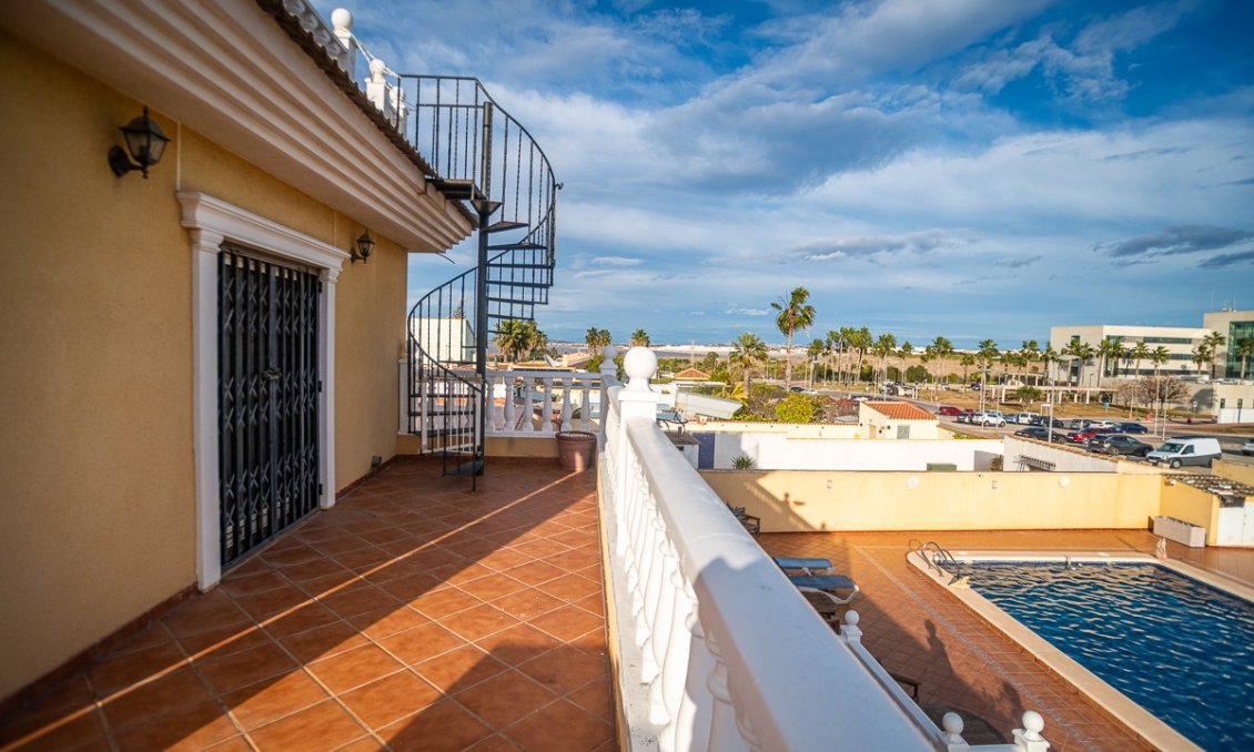 Segunda mano - Villa -
Torrevieja - Costa Blanca