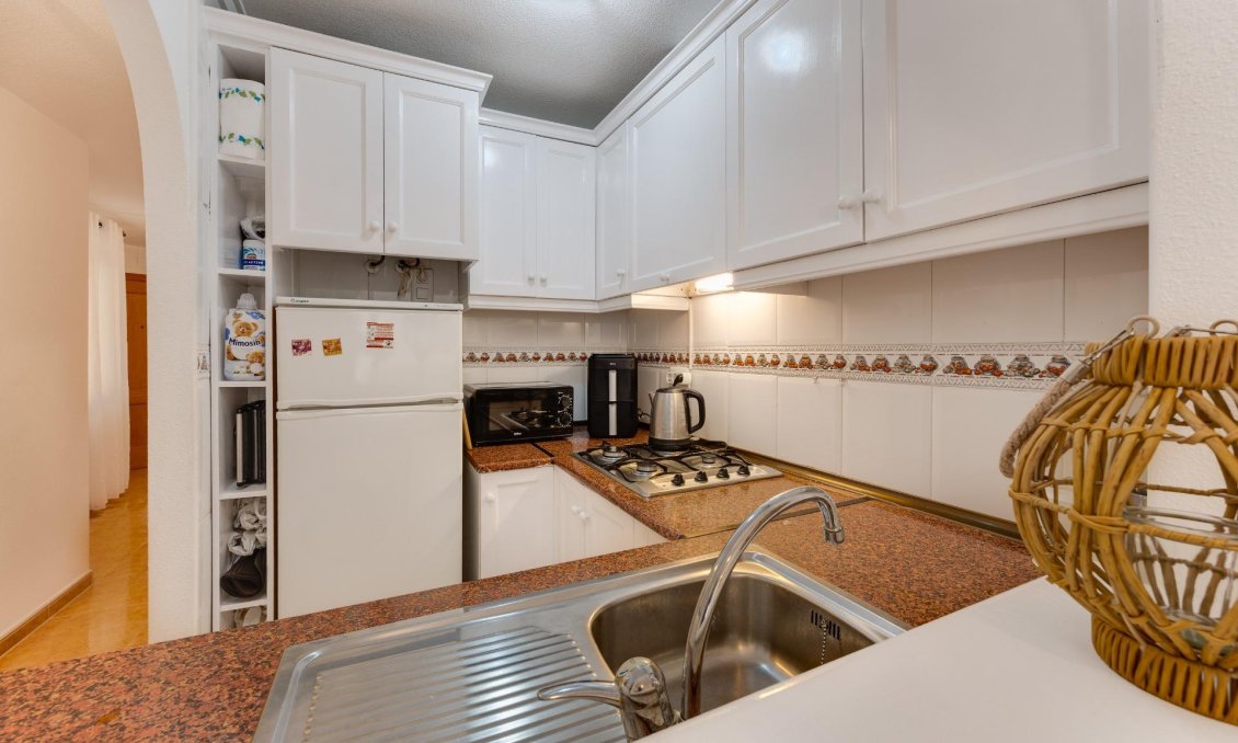 Segunda mano - Apartamento -
Torrevieja - Centro