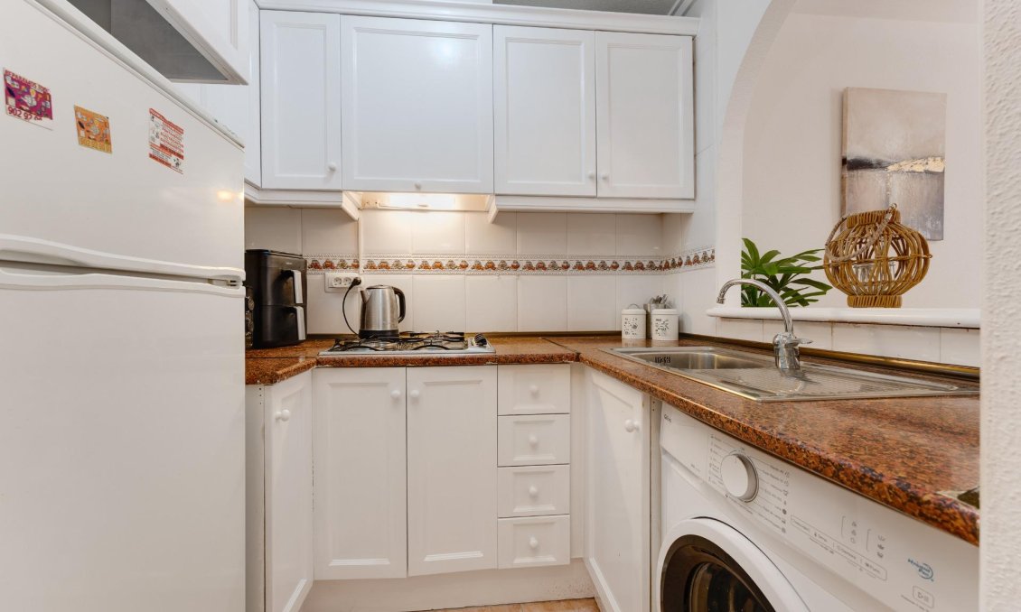 Segunda mano - Apartamento -
Torrevieja - Centro