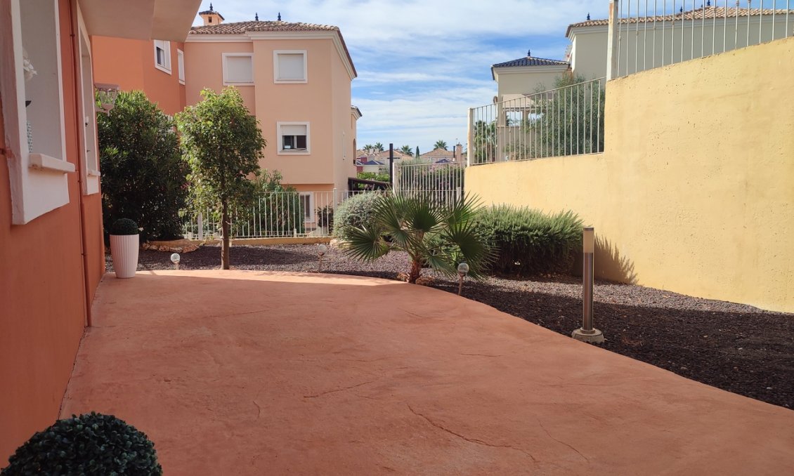 Segunda mano - Apartamento -
Altaona Golf - Inland