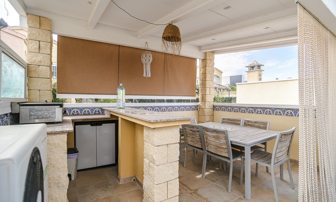 Segunda mano - Villa -
San Fulgencio - Costa Blanca