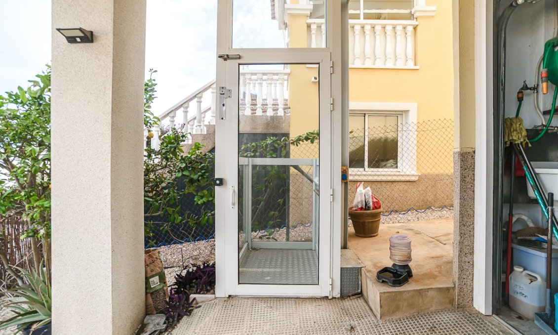 Segunda mano - Villa -
San Fulgencio - Costa Blanca