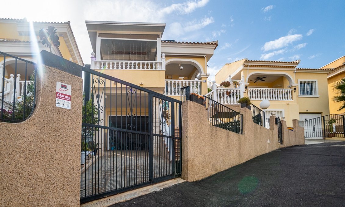 Segunda mano - Villa -
San Fulgencio - Costa Blanca