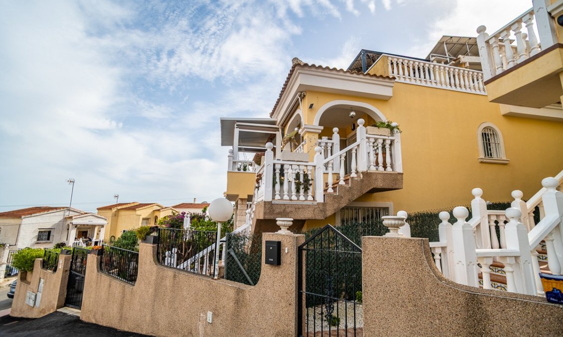 Segunda mano - Villa -
San Fulgencio - Costa Blanca