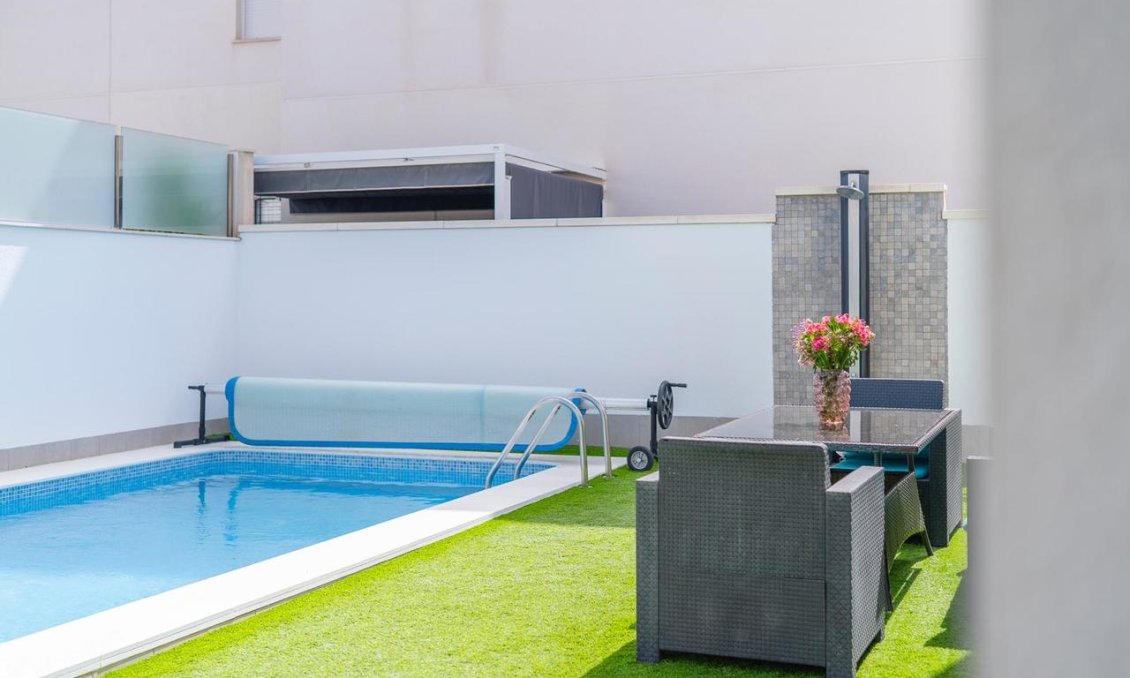 Segunda mano - Villa -
Torrevieja - Costa Blanca
