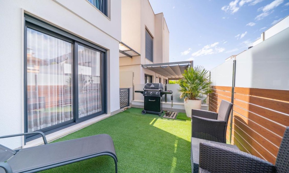 Segunda mano - Villa -
Torrevieja - Costa Blanca
