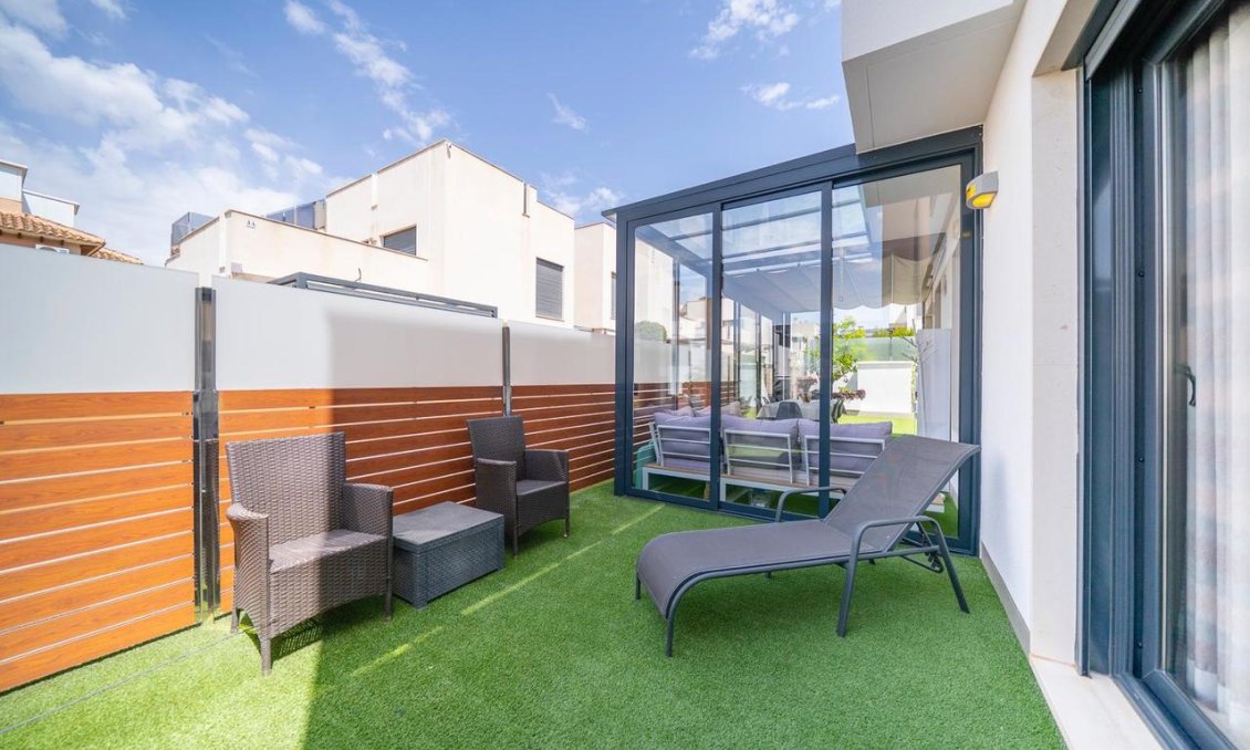 Segunda mano - Villa -
Torrevieja - Costa Blanca
